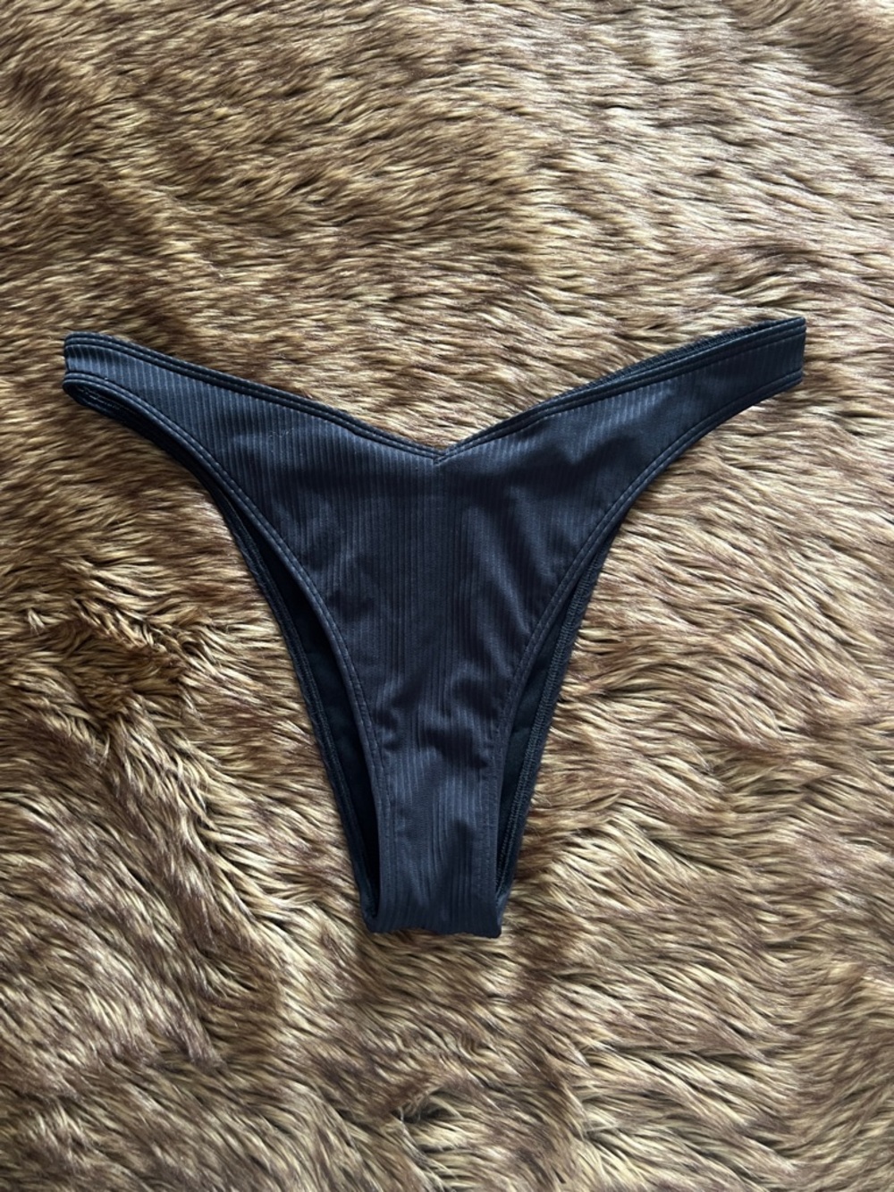 Hollister Black Ribbed V‑Cut Bikini Bottom